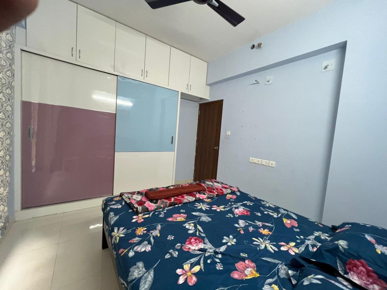 Service Apartment At Financial District Hyderabad Eksteriør billede